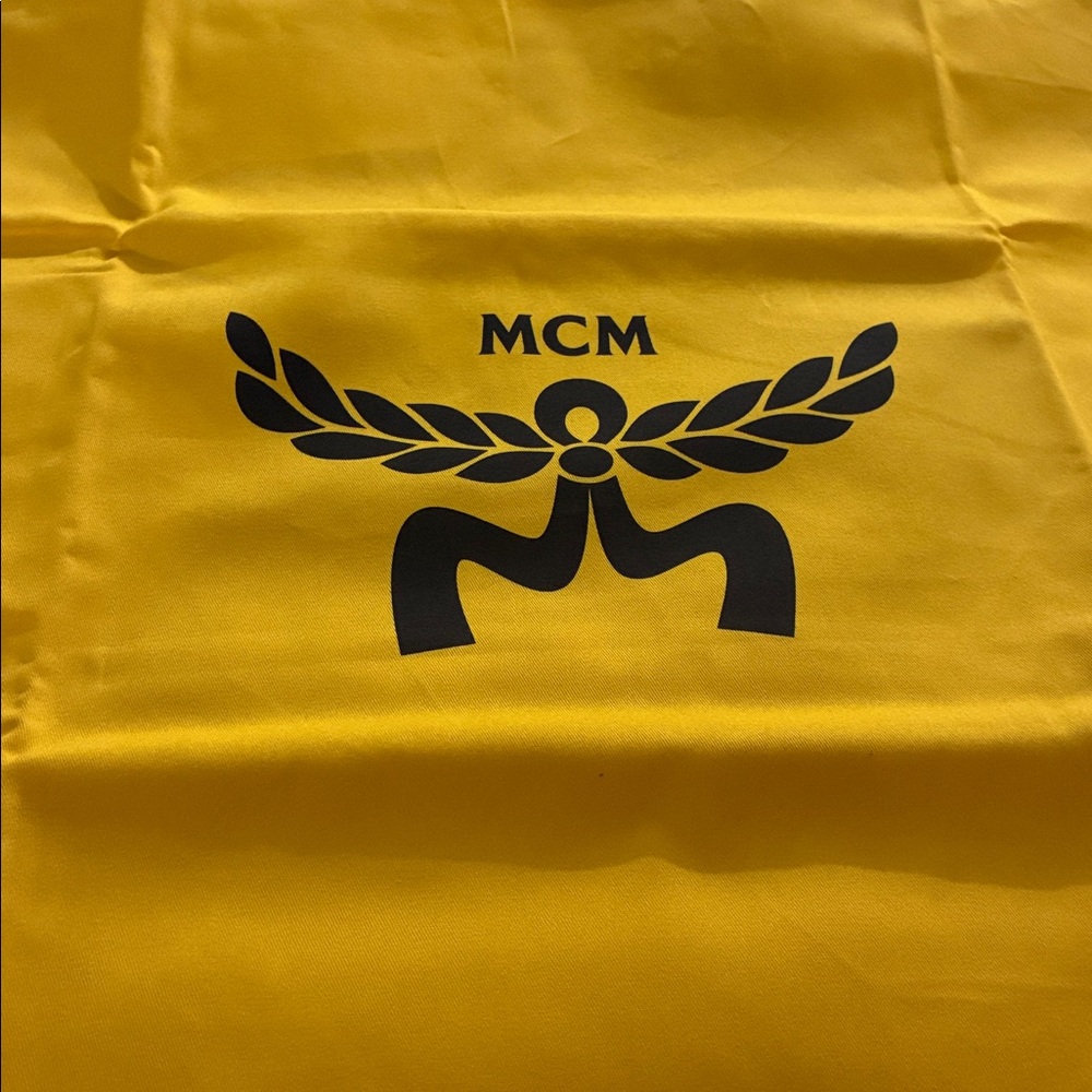XXL MCM Bold Yellow STORAGE-BAG with Black MCM LOGO FOR :XLARGE SHOPPER TOTE BAG